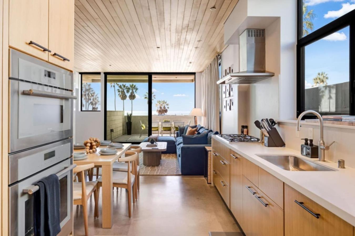 Сasa de vacaciones The Santa Monica Sunset - 5k Sq Ft Beachfront Luxury Los Ángeles